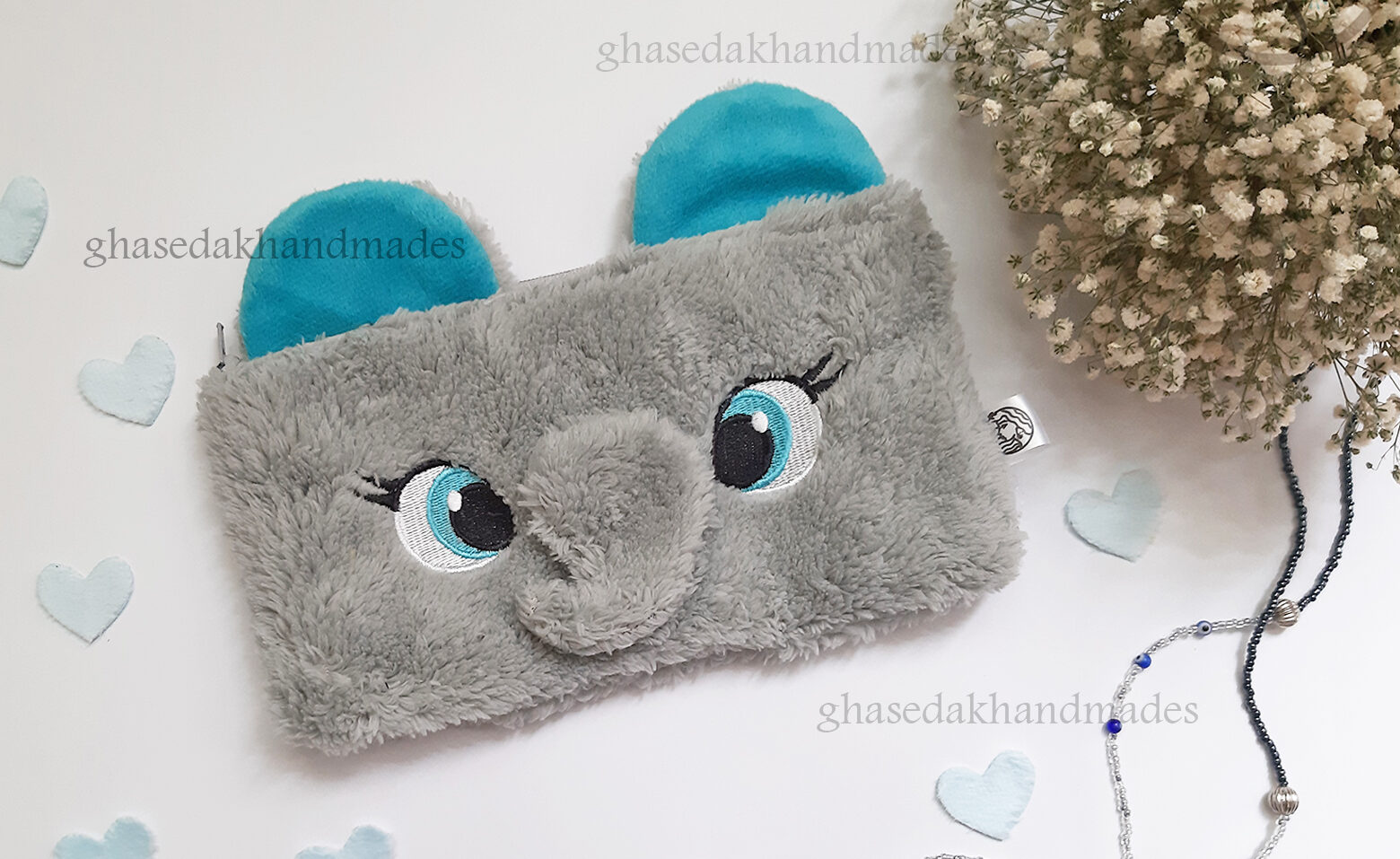 جامدادی فیل